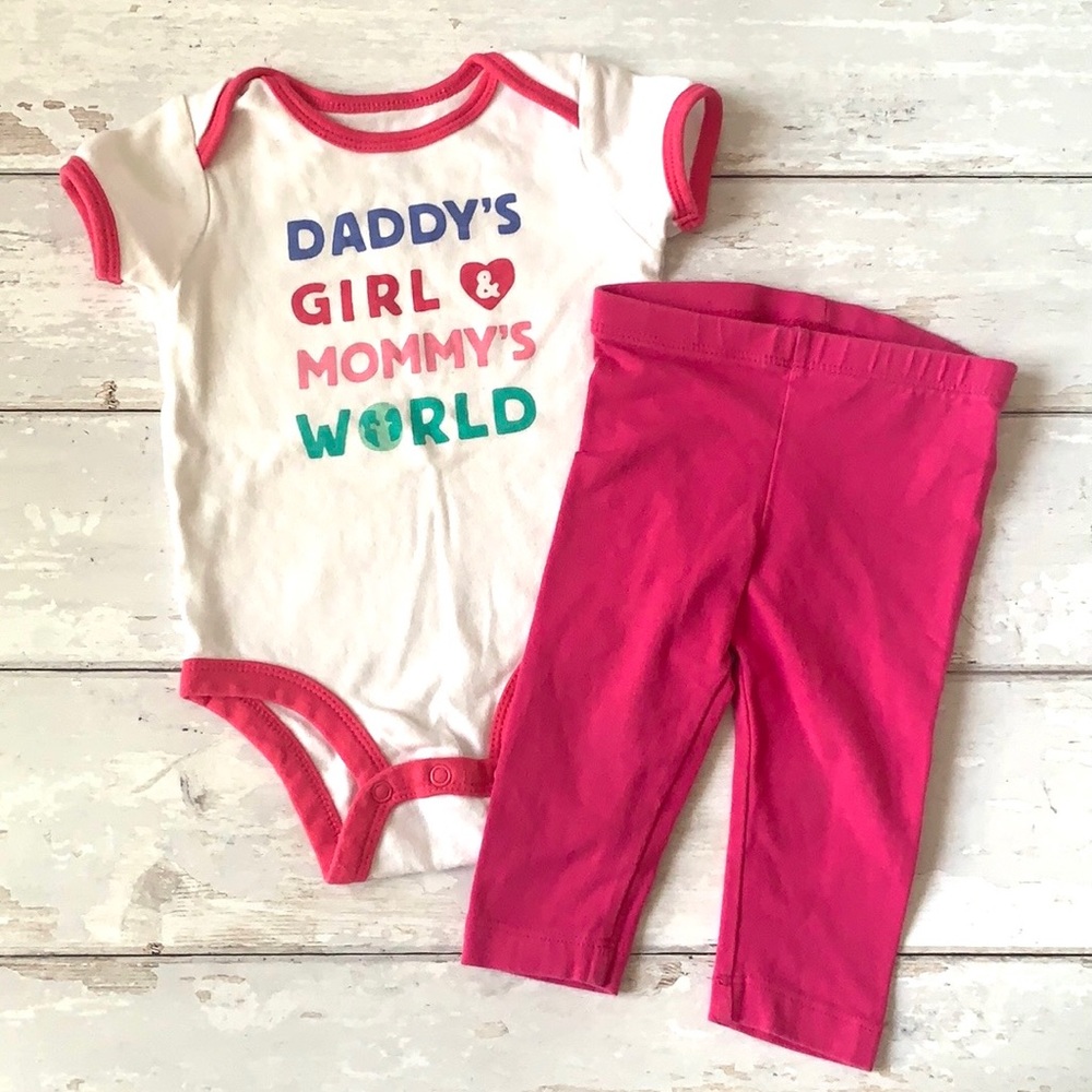 Baby Girls 12m Outfit Onesie Pink Leggings Daddy’s Girl Mommy’s World Carters